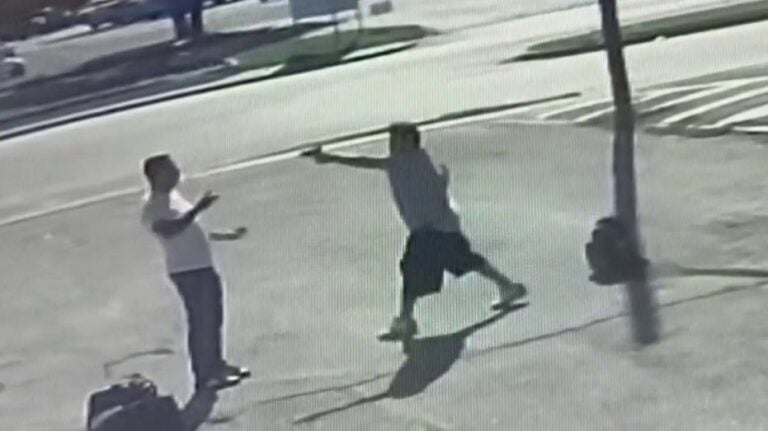 VIDEO: South Austin restaurant owner held at gunpoint